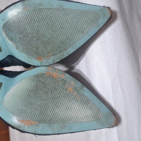 Besty Johnson Ankle Boots - Picture 14 of 15